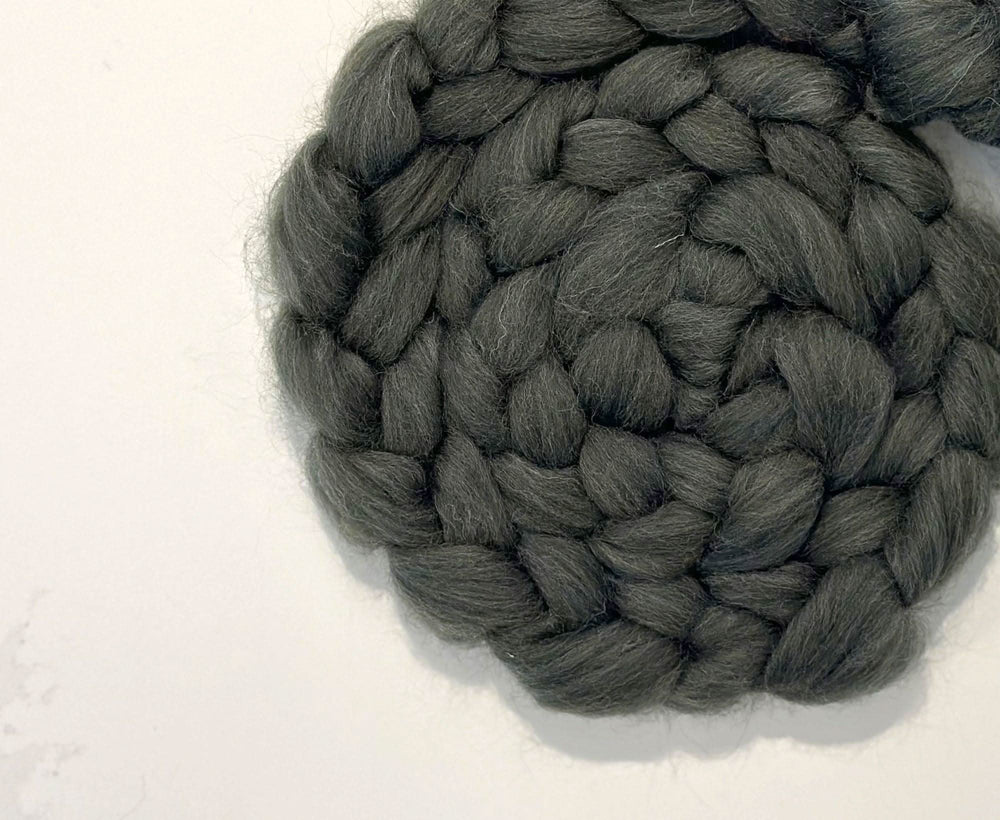 Speckle Seaweed Green Dyed Wool WoW