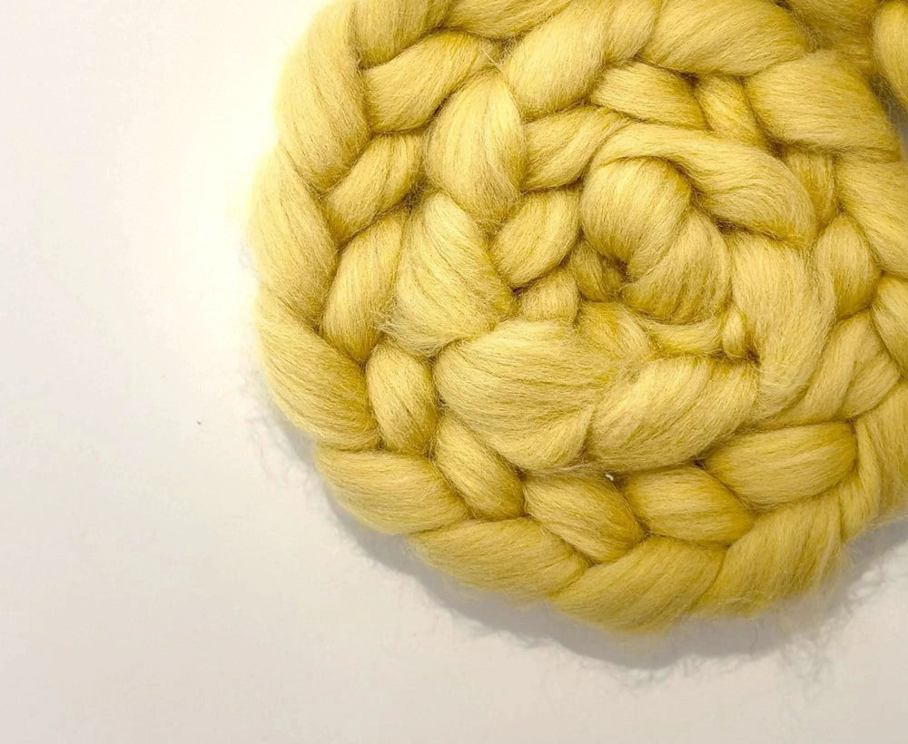 Speckle Dandelion Yellow Dyed Wool WoW