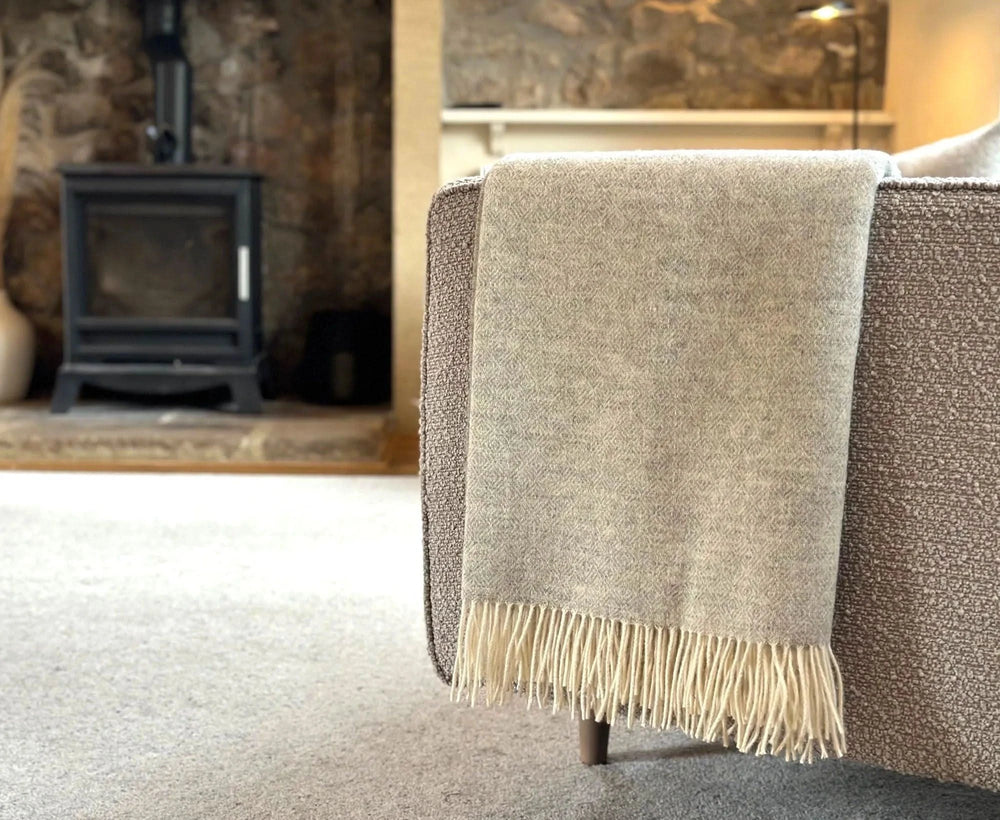 100% Lambswool Diamond Throw Light Grey Homeware WoW