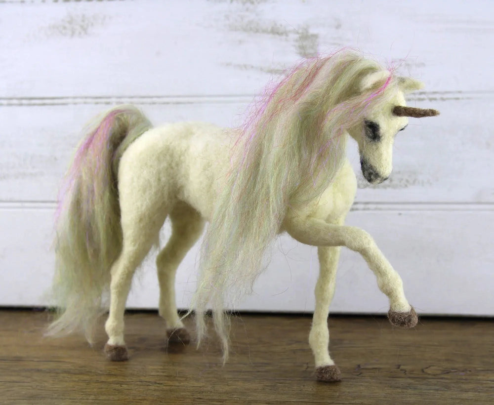 Una The Unicorn | Needle Felting Kit Felting Kits WoWkit