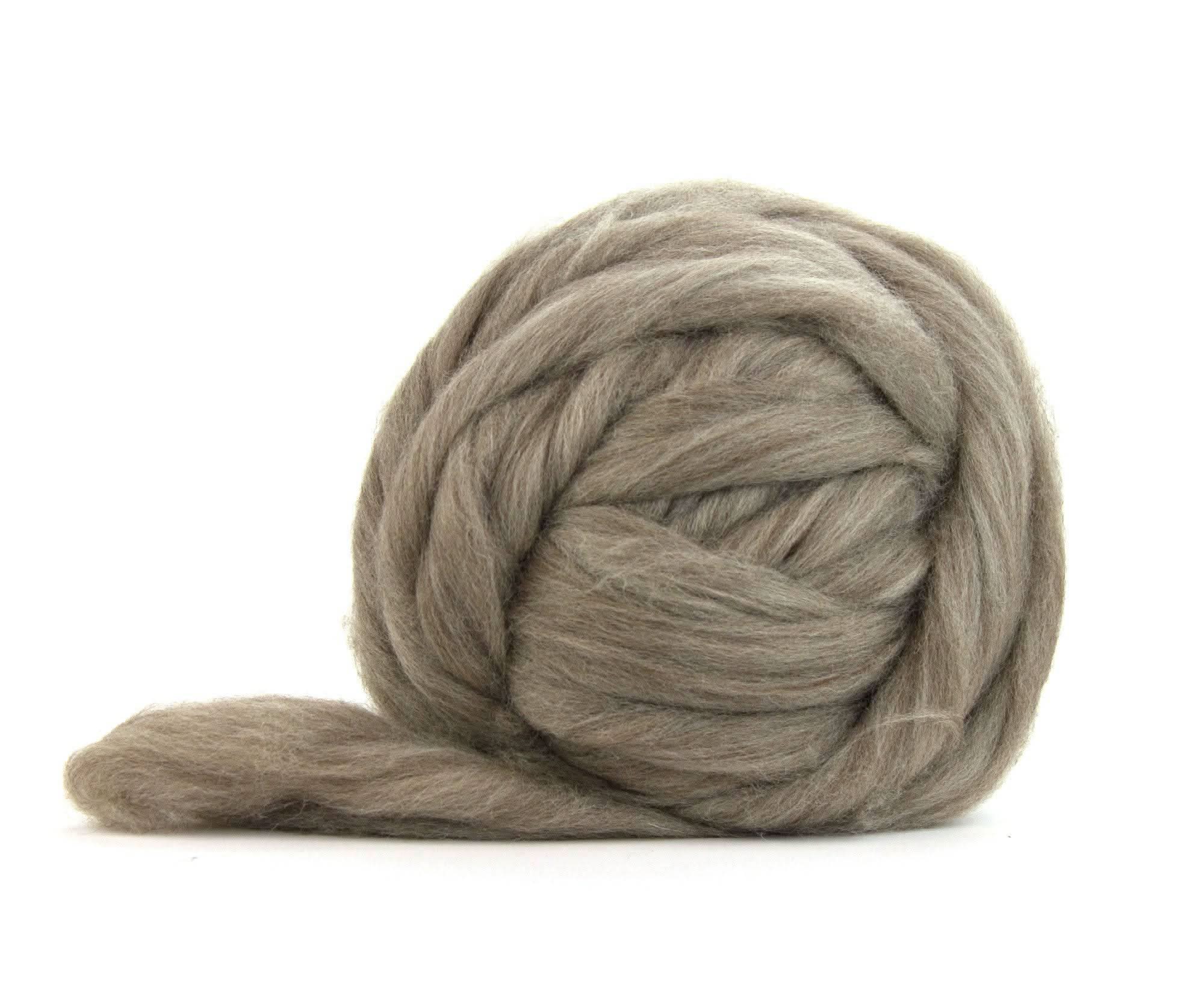 Natural Oatmeal Blue Faced Leicester Jumbo Yarn Arm Knitting Yarn