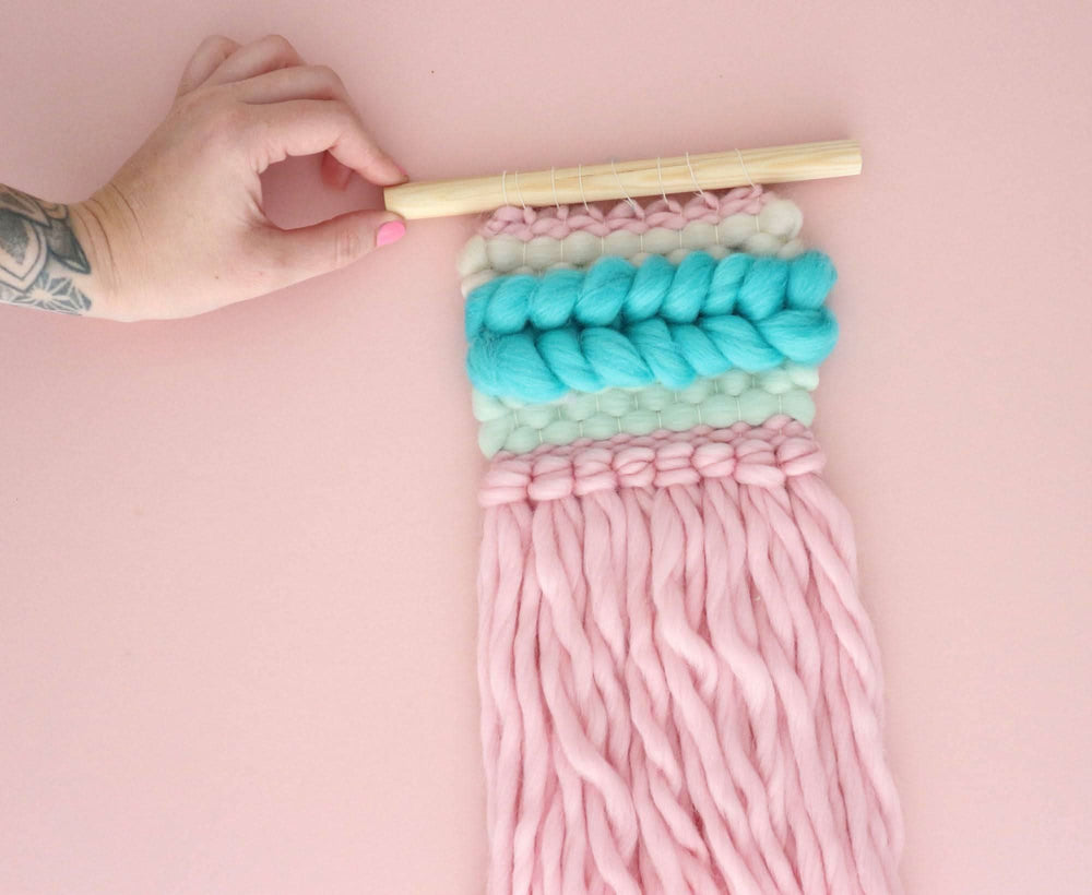 Handwoven Wall Hanging Kit - Newcomer Patterns and Kits WoWkit