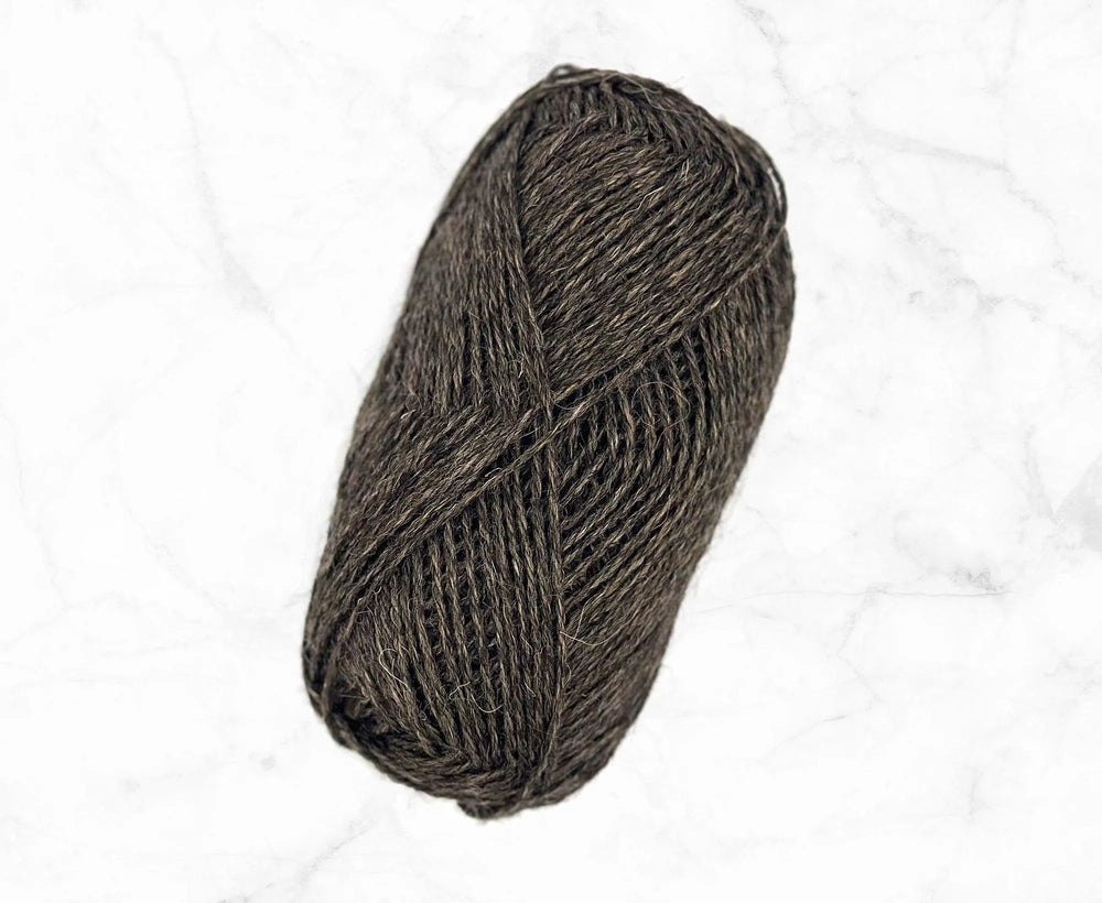Day 18 / Shoe Maker DK Yarn Yarn WoW