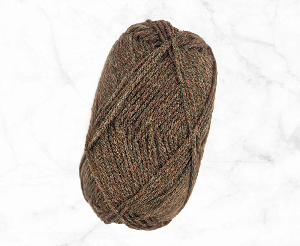 Day 4 / Cinnamon Bear DK Yarn Yarn WoW