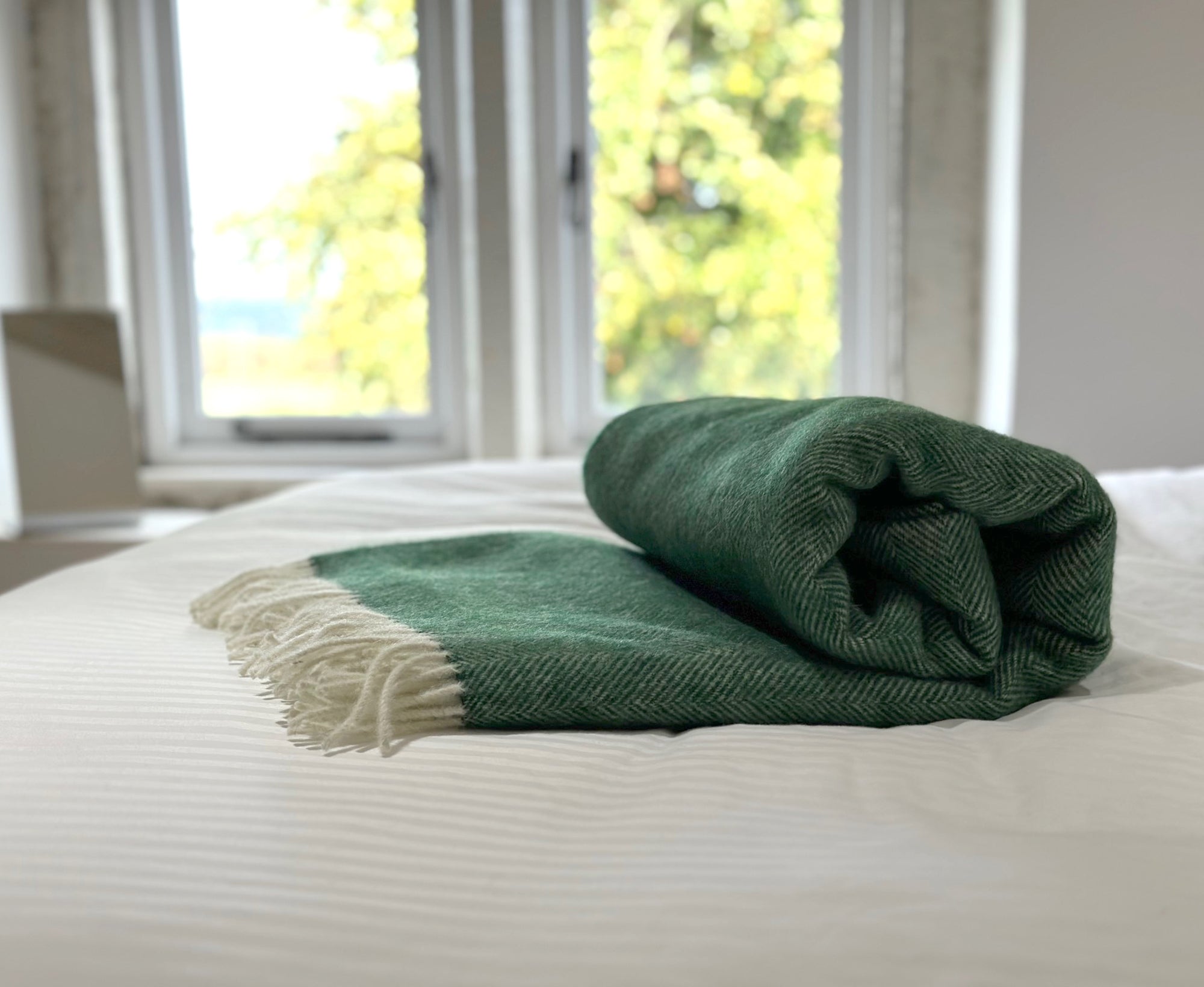 100 Lambswool Herringbone Throw Bottle Green