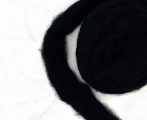 Carded Corriedale Sliver Raven Carded Wool WoW