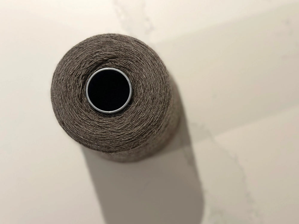 Oatmeal Blue Faced Leicester Weaving Yarn.