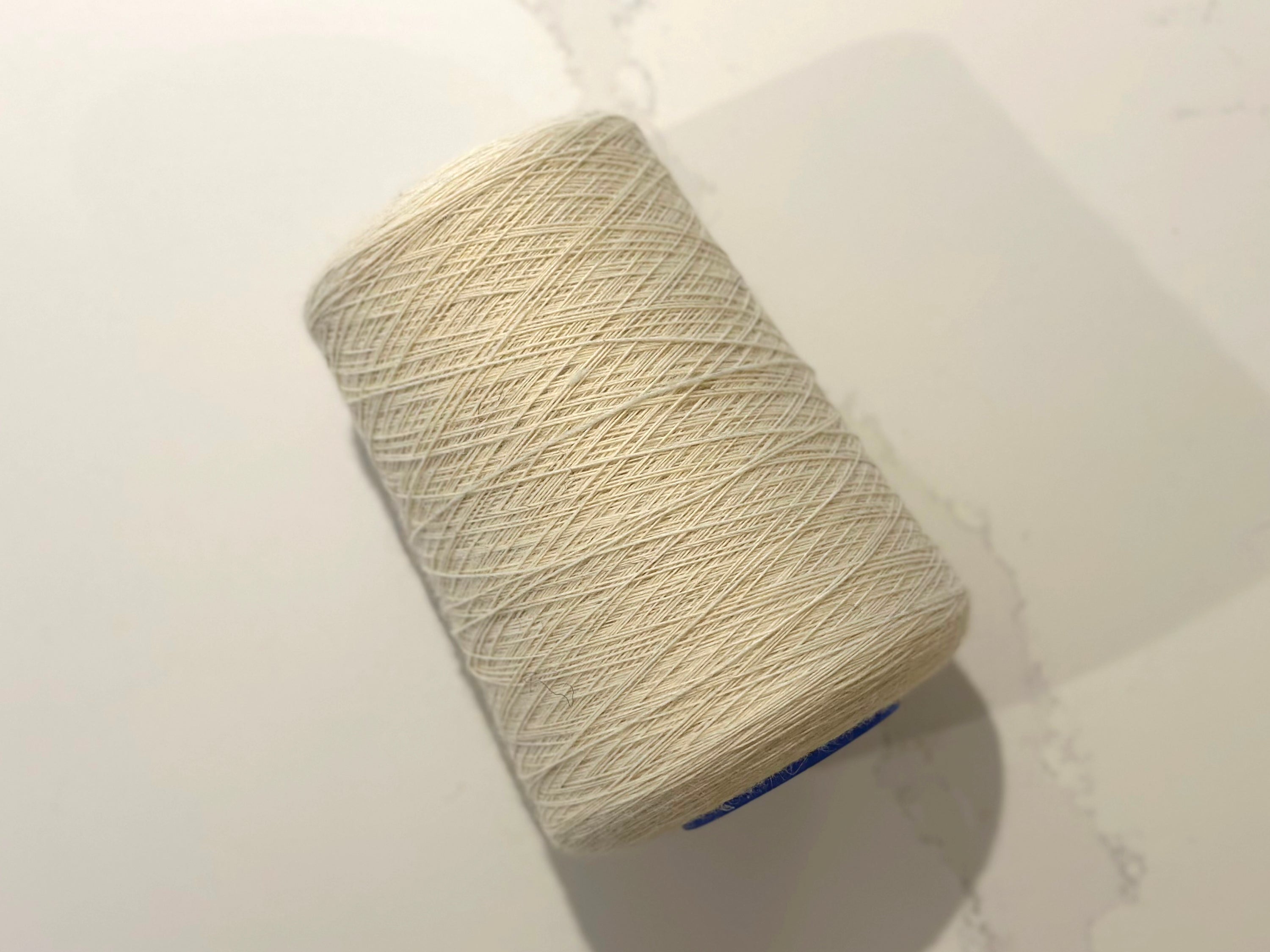White Jacob Weaving Yarn.