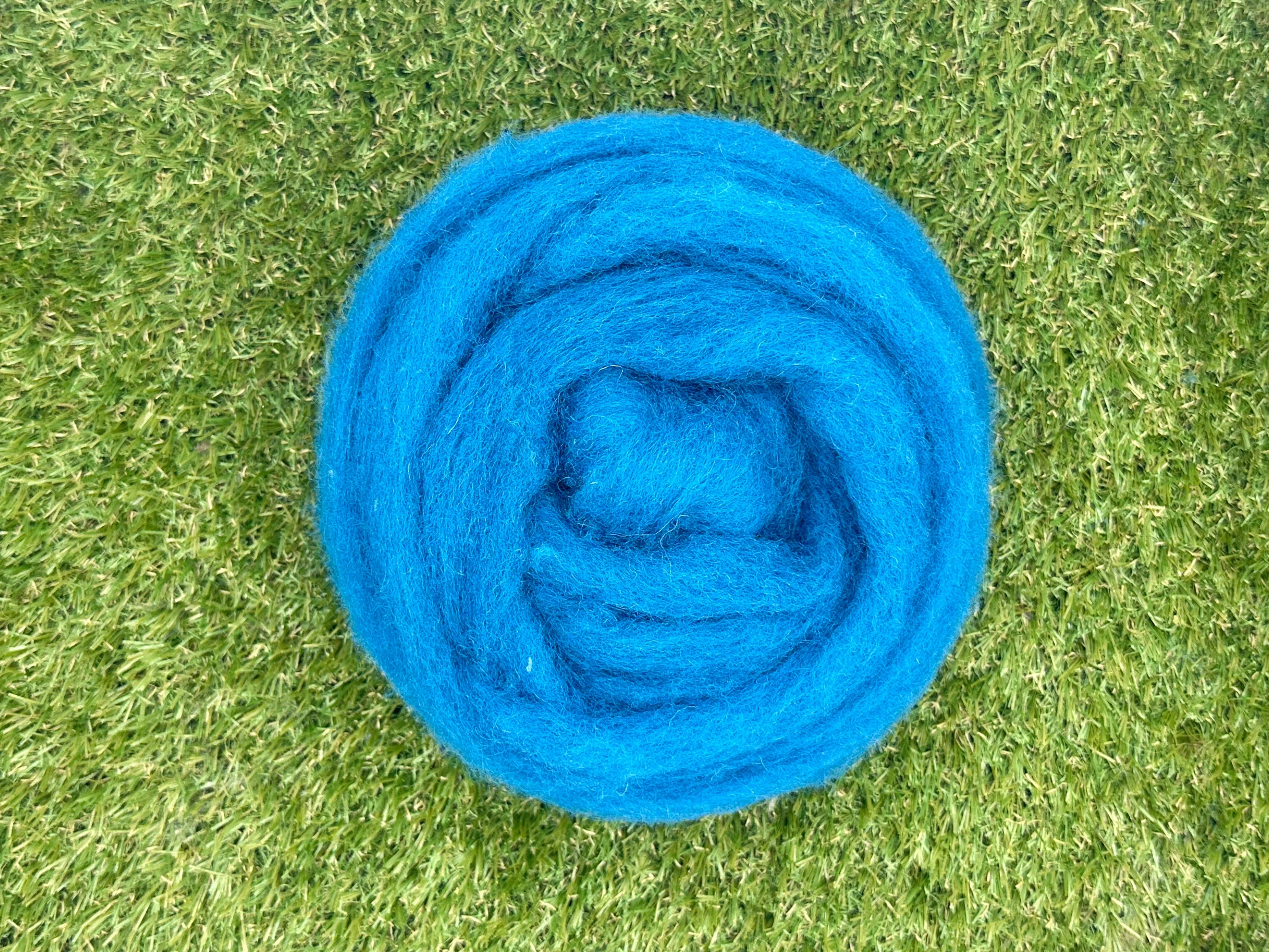 Dragon Egg Blue Carded Corriedale Sliver Blends World Of Wool