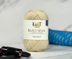 Bonehill White Isaac's Wool 4 Ply Yarn Yarn World Of Wool