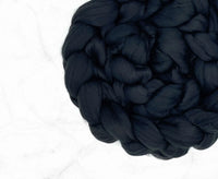 Bio-Nylon Nero Jumbo Yarn.