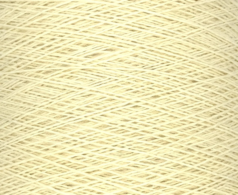 Lilium 4 Ply Machine Knitting Yarn.