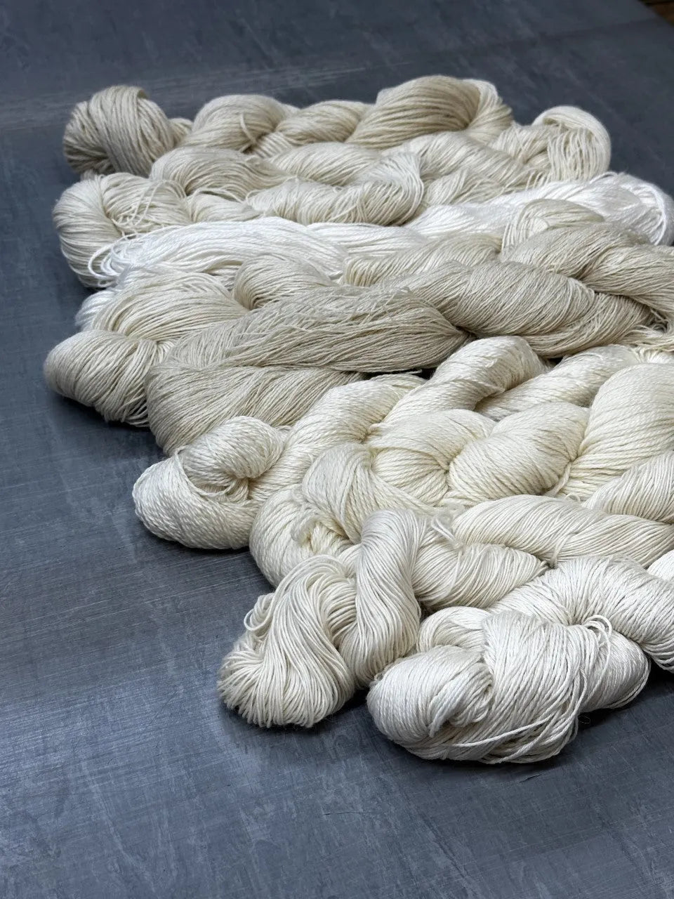 1kg Wool & Wool Blend Undyed Yarn Hanks.