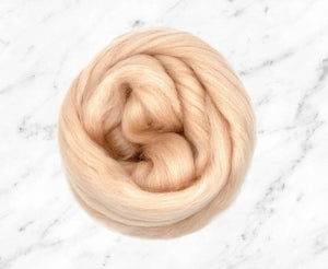 Corriedale Eggshell Dyed Wool WoW