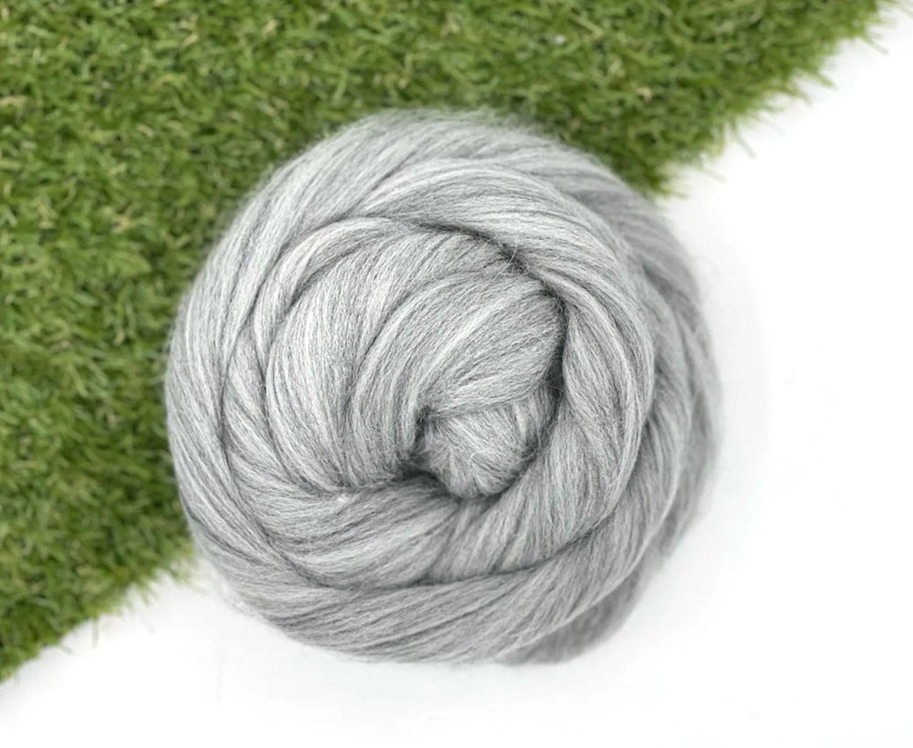 23mic 64's Grey Merino Top.