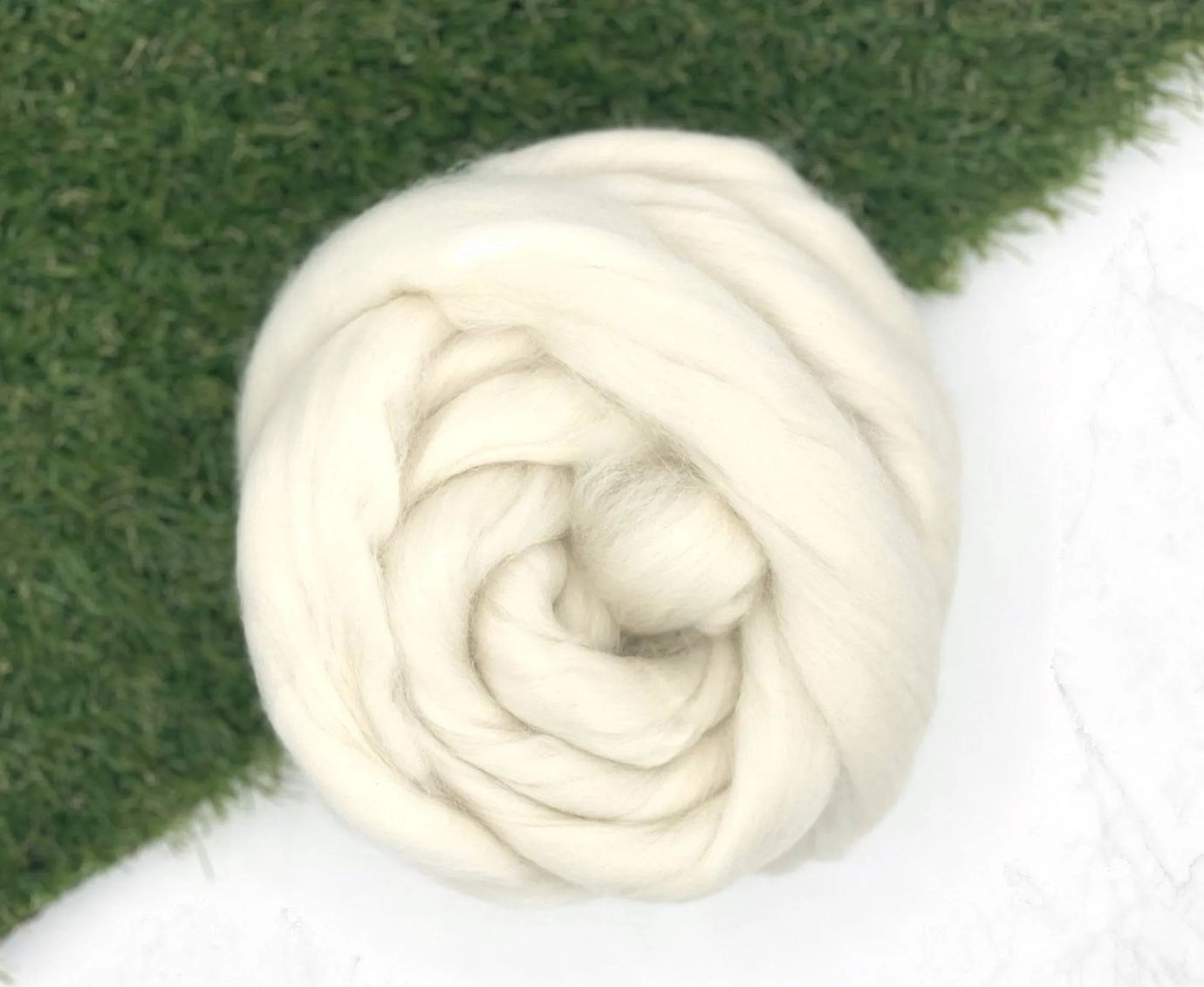 23mic 64's Merino Top.