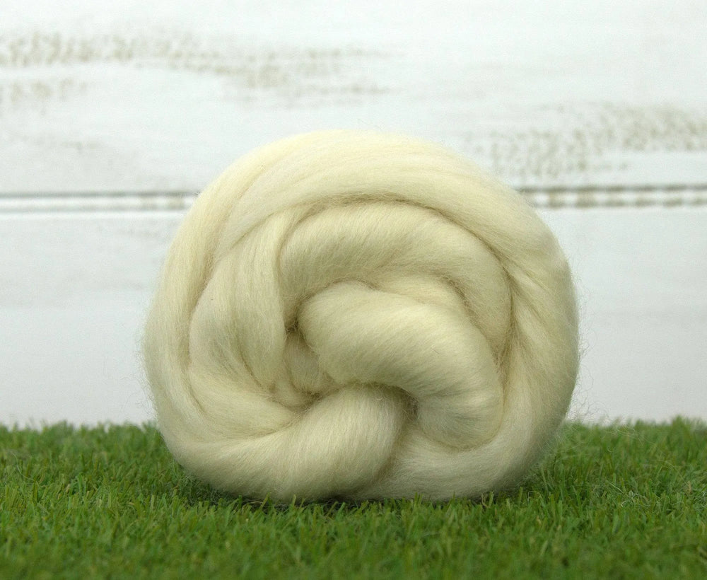 White Falkland Top - World of Wool