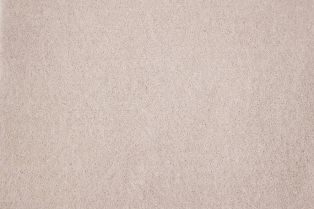 21mic Merino Eggshell Pre-Felt.