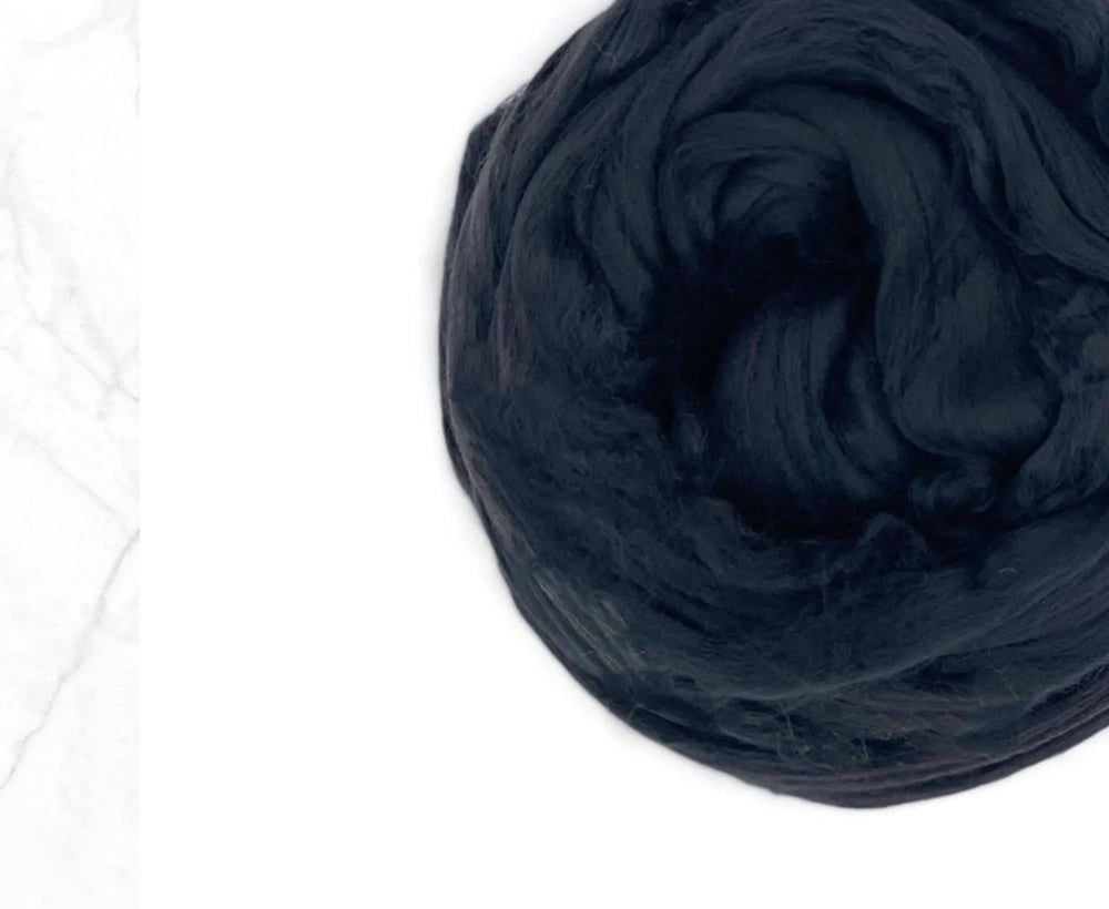 Bio-Nylon Nero Jumbo Yarn.