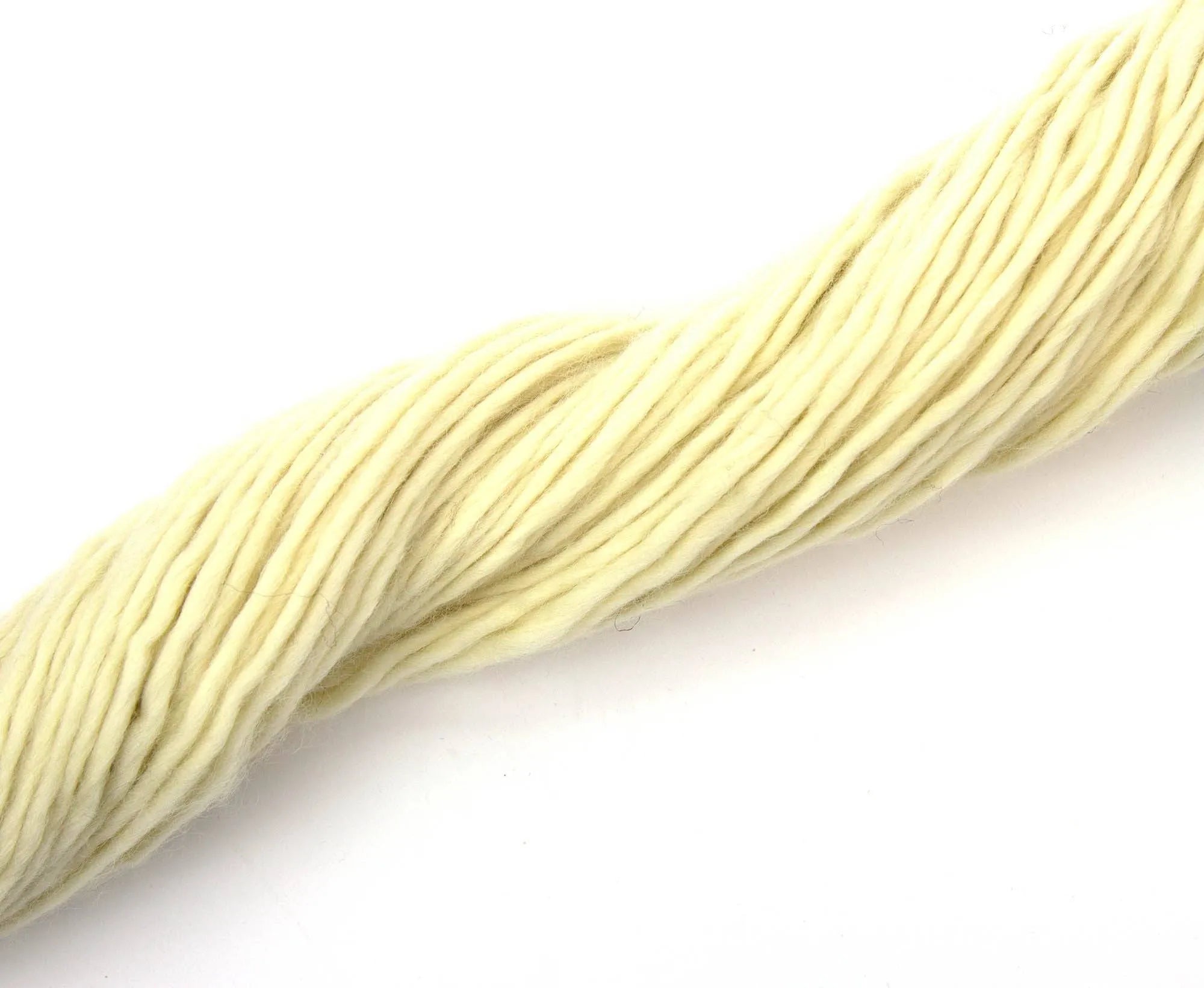 White Falkland Super Chunky Weight Hank.