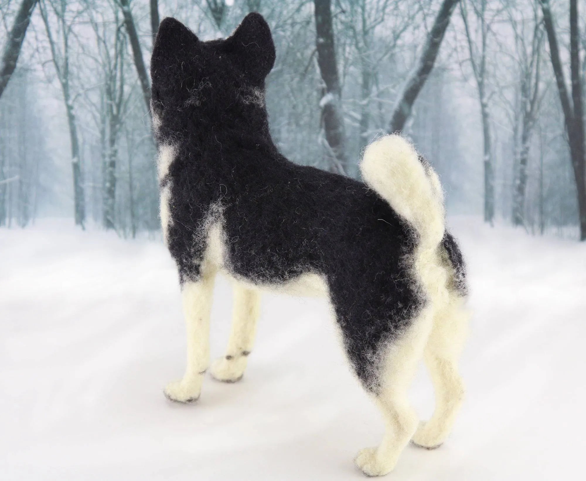 Hunter The Husky  | Needle Felting Kit - World of Wool