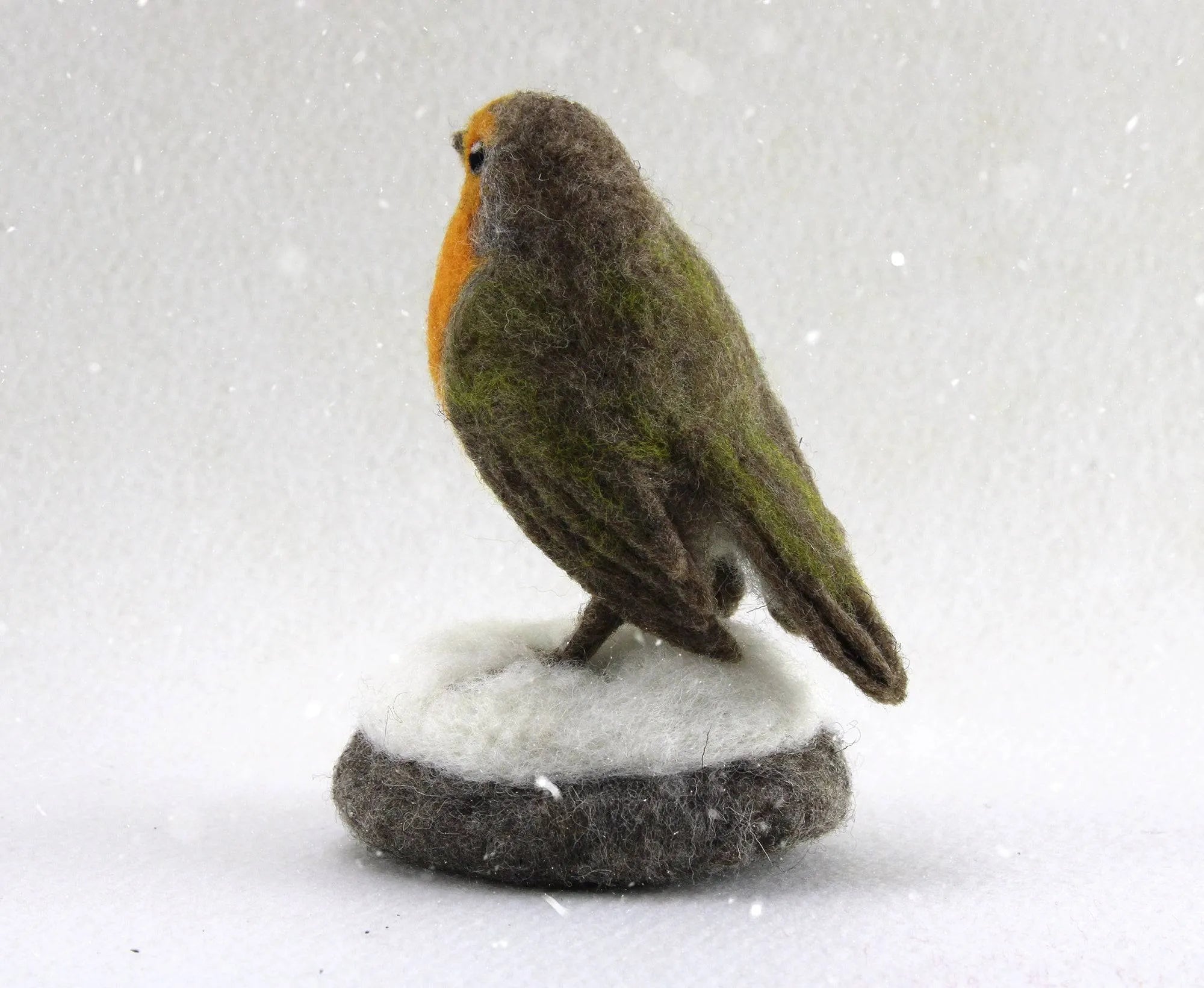 Robyn The Robin | Needle Felting Kit.