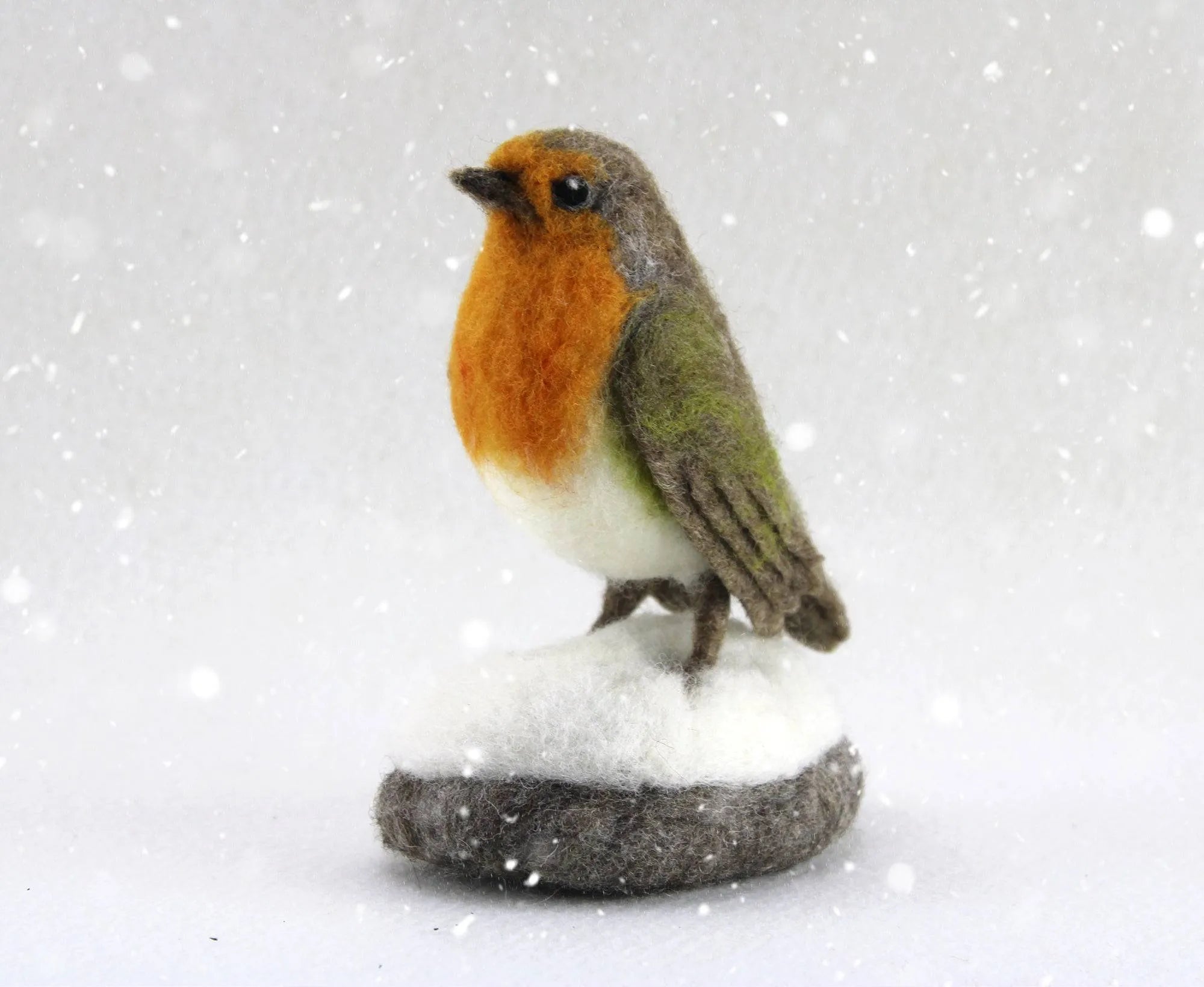 Robyn The Robin | Needle Felting Kit.