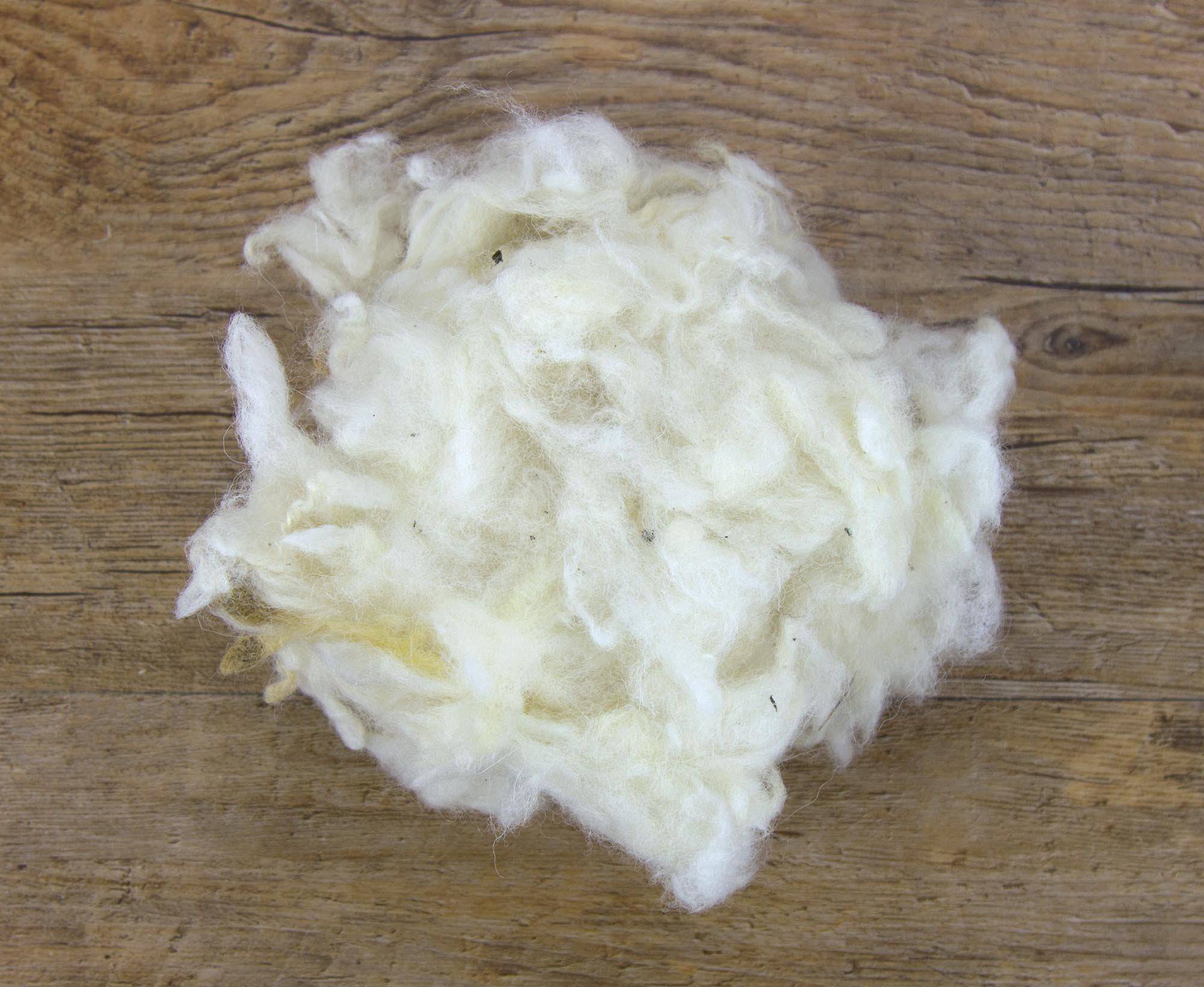 Scoured White Lambswool.
