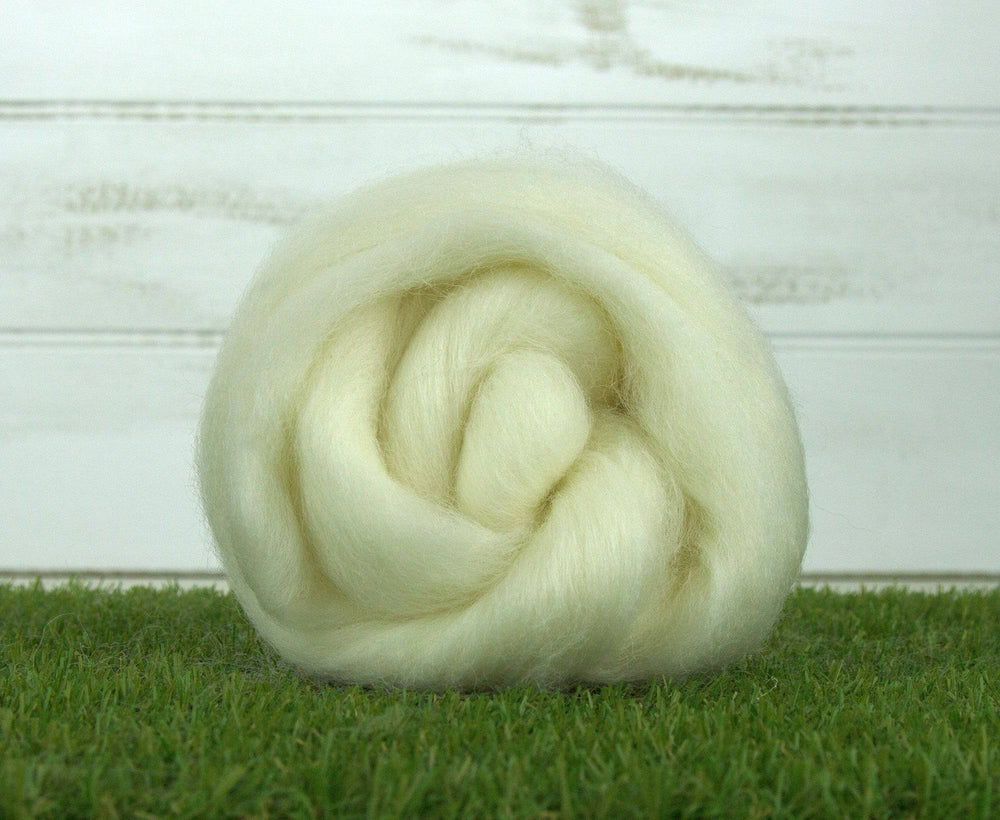 White Norwegian Top - World of Wool