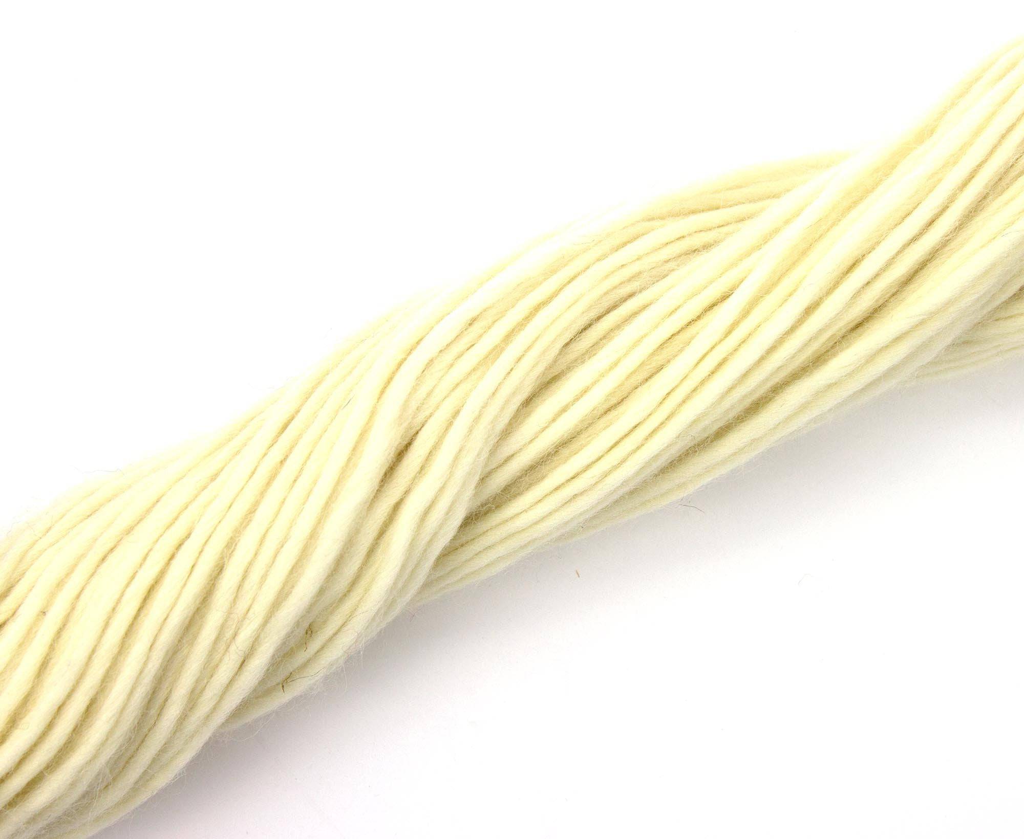 White Cheviot Super Chunky Weight Hank.
