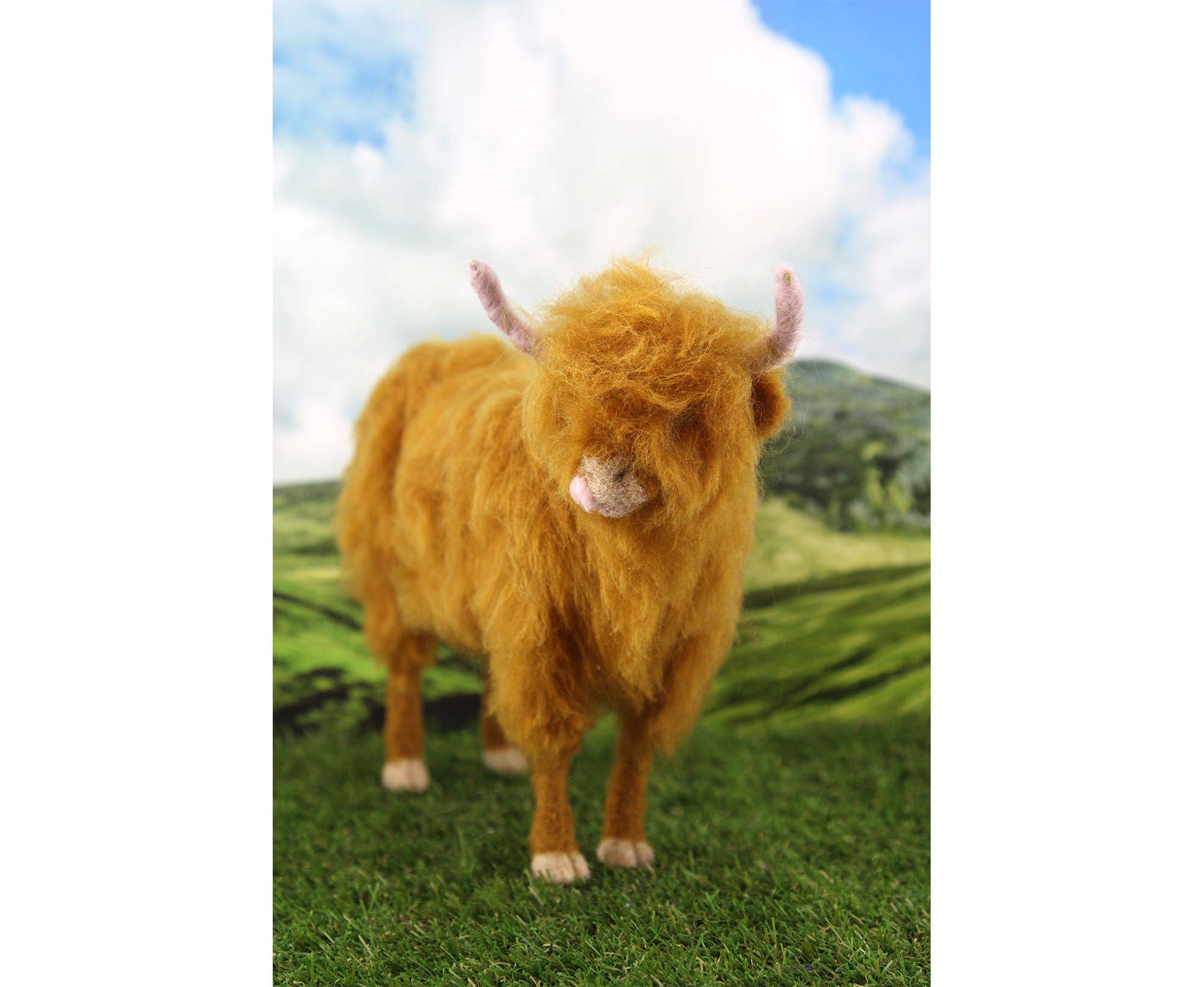 Hamish The Highland Cow  | Needle Felting Kit.