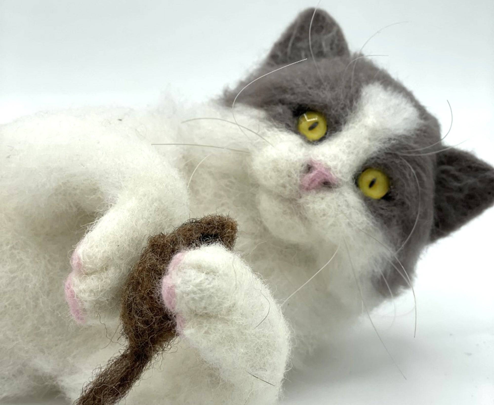 Kitty The Kitten | Artisan Needle Felting Kit - World of Wool