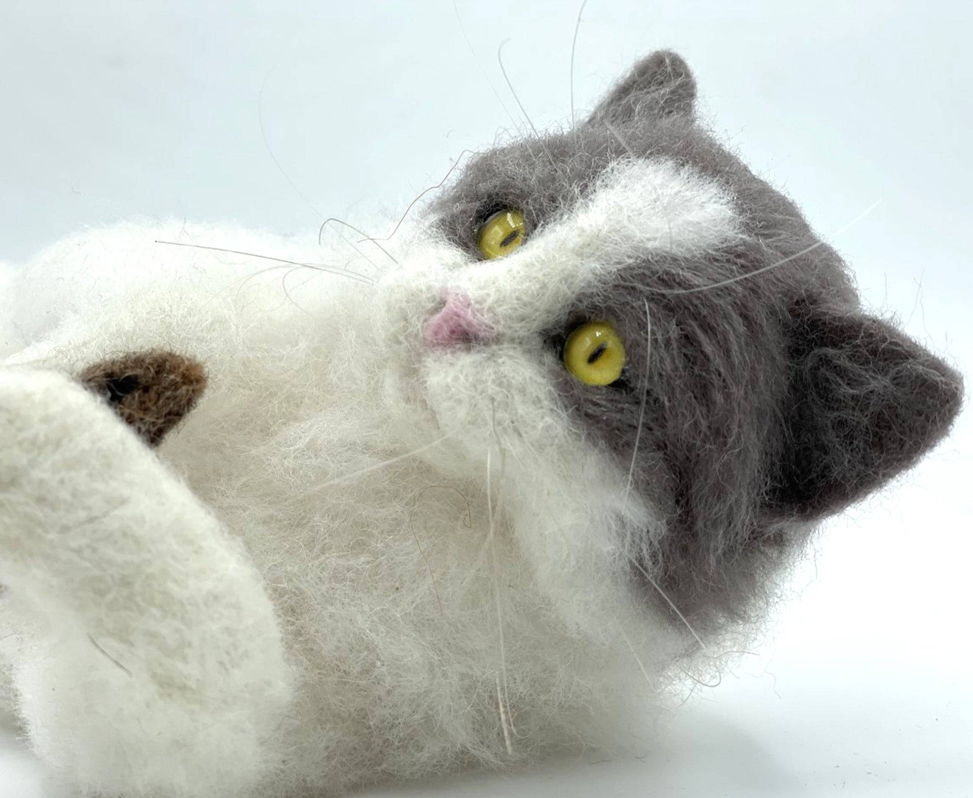 Kitty The Kitten | Artisan Needle Felting Kit - World of Wool